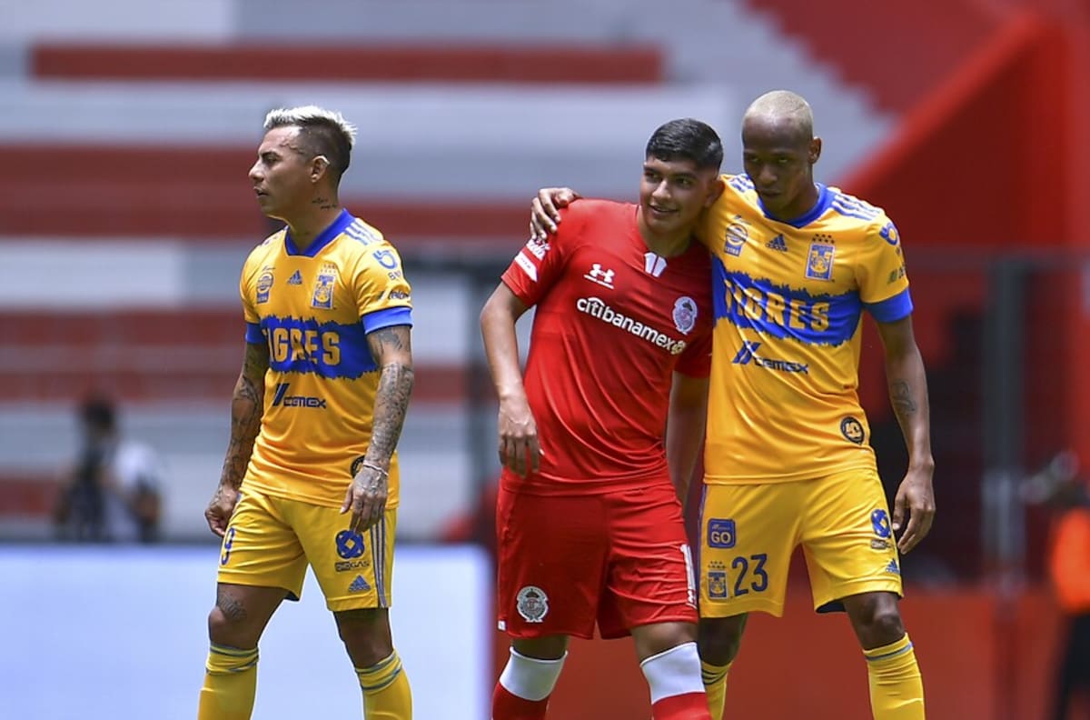 Eduardo Vargas tuvo minutos en la derrota de Tigres ante Toluca por la Liga MX