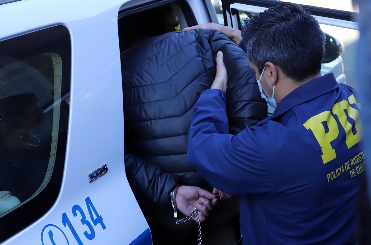 Se detuvo a doce personas: PDI logra desbaratar banda delictual dedicada a los secuestros
