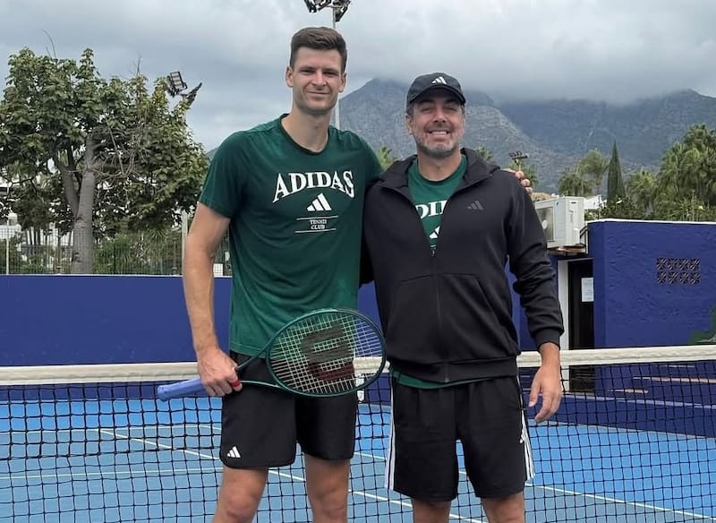 El chileno dejará de ser el coach de Hubert Hurkacz. Foto: @hubihurkacz.