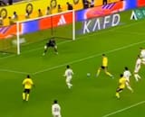 VIDEO | ¡Definió sin ángulo! El gol número 963 de Cristiano Ronaldo