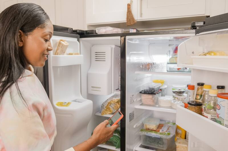 Descubre como organizar tu refrigerador para mantener en mejor estado y duración tus alimentos.