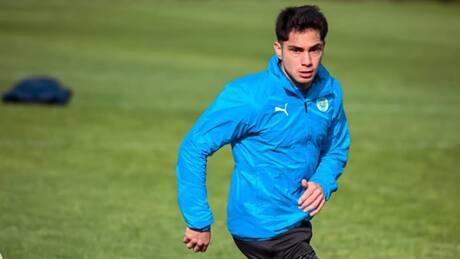 Lejos de la U: la incómoda situación que vivió Gonzalo Montes en su estreno en el City Torque