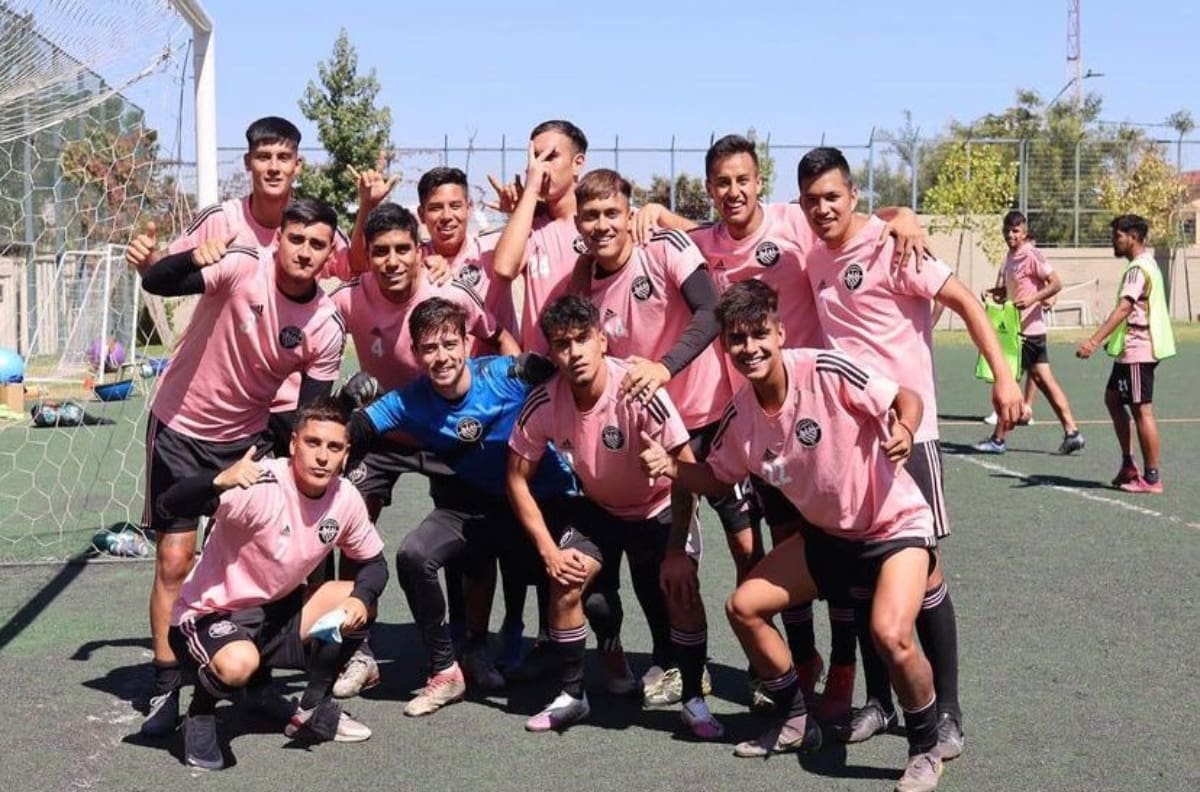 Santiago City liderando: el ranking de popularidad en redes sociales de los 35 clubes de la Tercera B