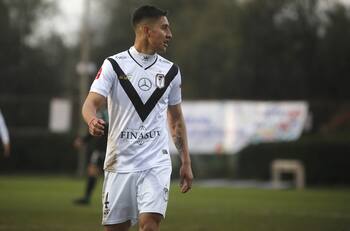 Más de un equipo completo: todos los jugadores de la UC que deben regresar al club en 2023