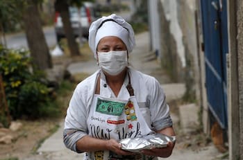 Mujeres entre 25 y 59 años: Descrubre si puedes acceder a este bono de 570 mil