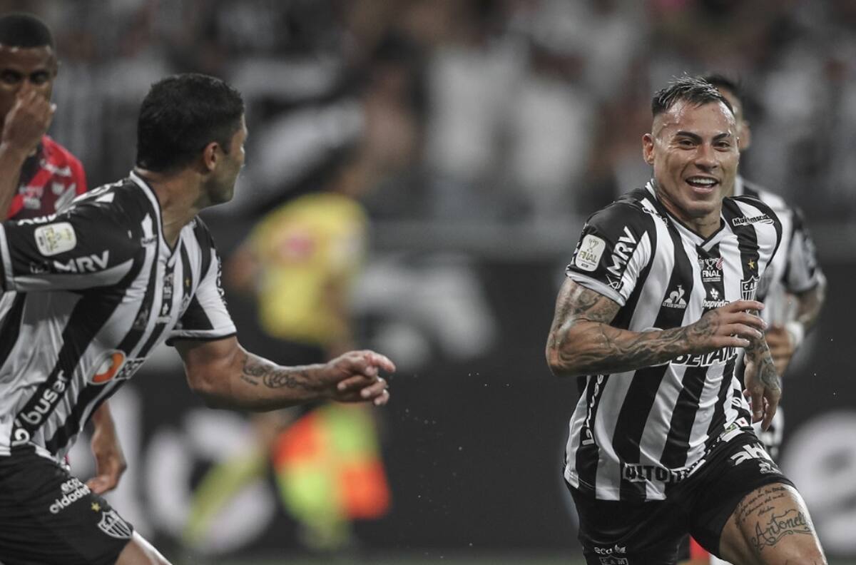 VIDEO | Atención, La Roja: Eduardo Vargas se reencontró con las redes con un golazo en Brasil