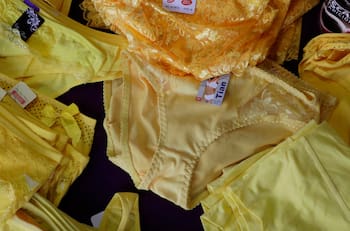 Año Nuevo 2023: ¿Qué significa el color amarillo en la ropa interior y por qué lo usamos?