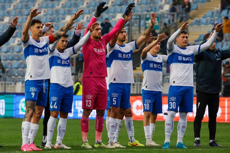 La UC espera pelear el Campeonato Nacional hasta la última fecha. Foto: Agencia Aton.