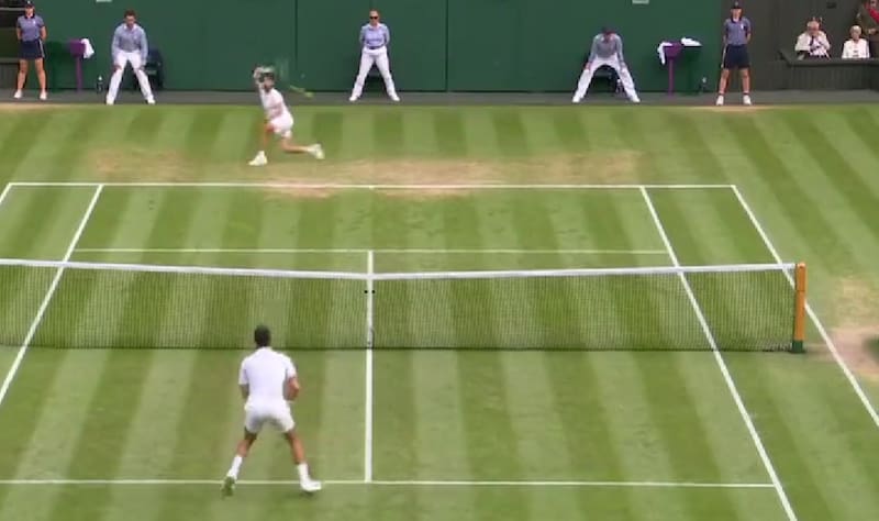 Una devolución impecable de Alcaraz.