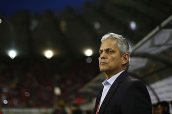 En Colombia postulan a dos entrenadores con paso por Chile para reemplazar a Reinaldo Rueda