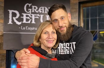 Quién es Helia Molina, exministra y madre del comediante "Panqueque"