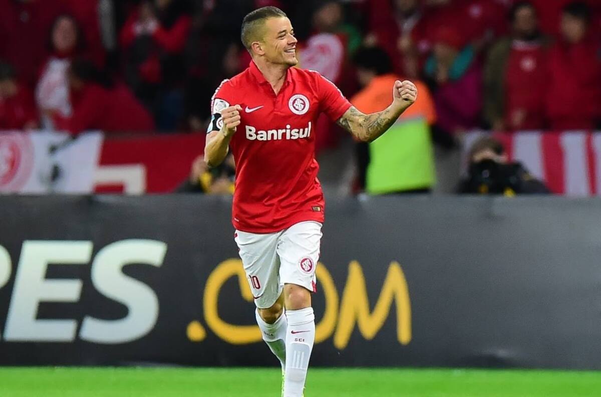 El golazo de Andrés D'Alessandro que mete miedo a la U