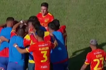 VIDEO | Lo gritaron con todo: así fue el primer gol de Unión Española en su regreso a Primera B