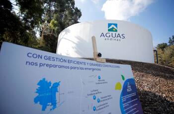 Aguas Andinas se declaró en Alerta Temprana Preventiva tras turbiedad en río Maipo debido al calor