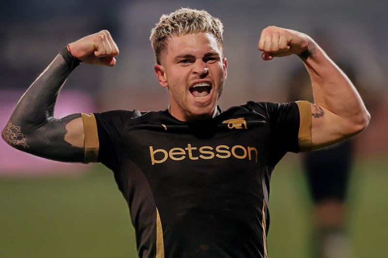 El puntero argentino actualmente defiende los colores del OFI Creta. Foto: Thiago Nuss en Instagram.