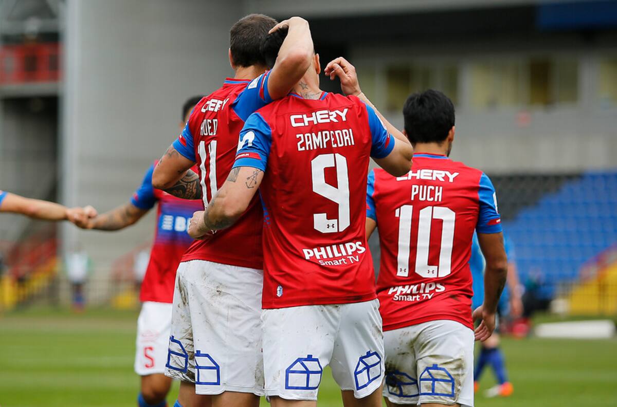 Siete formados en casa: La oncena de la UC para enfrentar a Everton en el Campeonato Nacional