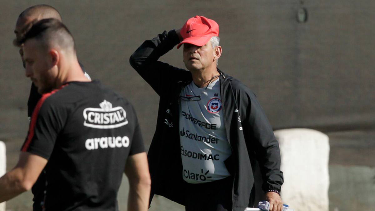 Felipe Bianchi: "Si Rueda sigue jugando al 'tun-tun' va a ser difícil llegar al Mundial"