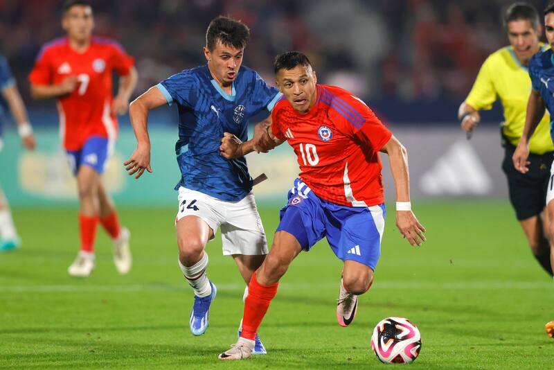 se refirió a su futuro tras el duelo de la Roja ante Paraguay.