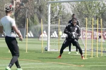 VIDEO | La magia de la tecnología: así entrena un portero de Colo Colo en primera persona
