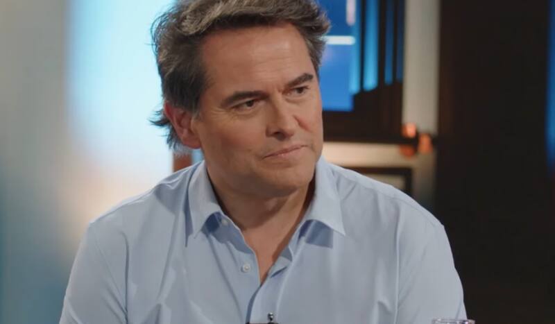 pide ayuda para la adopción de un perrito.