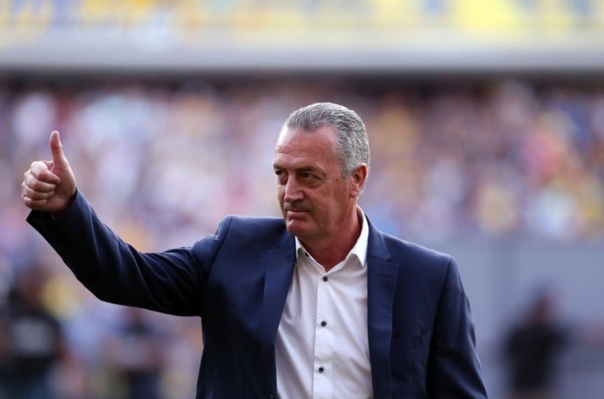 Representante de Gustavo Alfaro dejó en suspenso posible llegada a Colo Colo