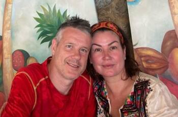 Disfrutando de paradisiacas playas: Las bellas imágenes de las vacaciones de Javiera Contador y su familia en Hawaii