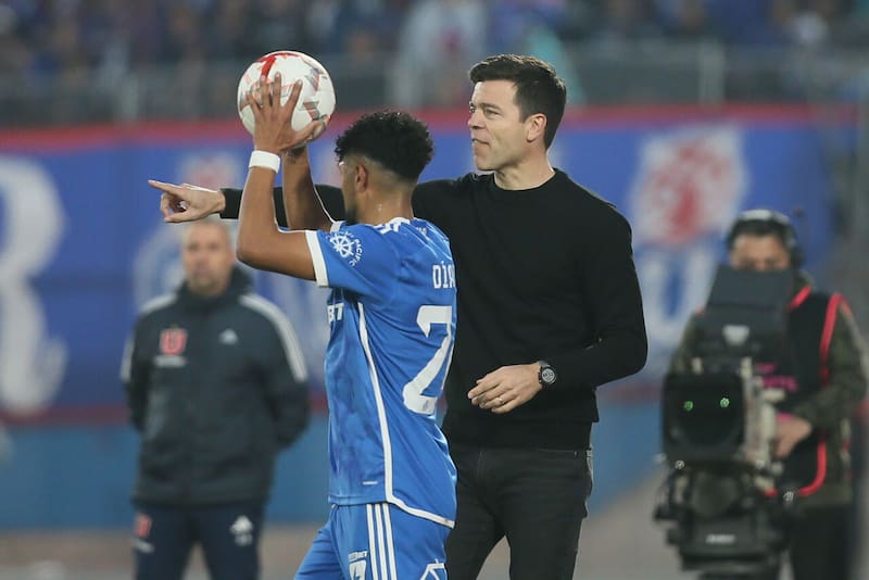 Se suma a la lista de posibles entrenadores de la U. Foto: Agencia Aton.