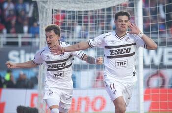 El gol con el que Platense selló su pase a la Final del Torneo Apertura de Argentina
