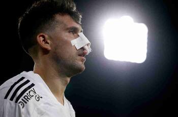 ¡Dura sanción! Ariel Martínez conoció su castigo por el codazo a César Fuentes en Colo Colo