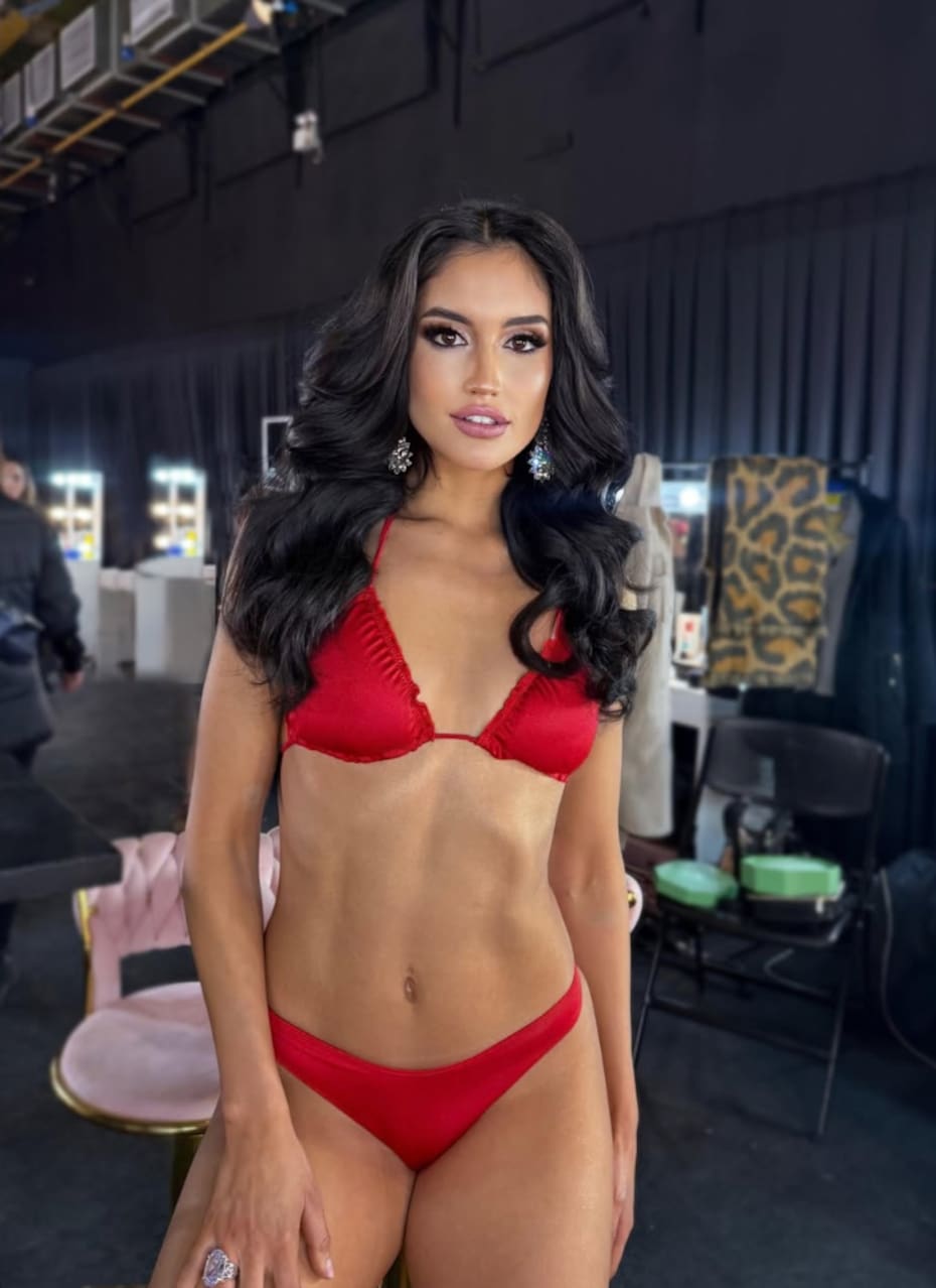 La modelo es Miss Concepción.