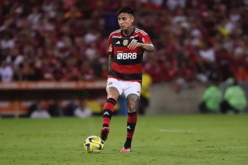 El antofagastino fue el jugador más destacado del Flamengo en el empate sin goles ante Inter de Porto Alegre.