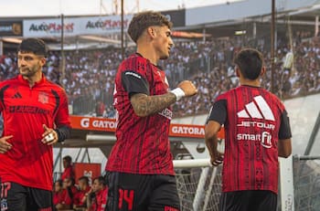 Danilo Saavedra y Jerall Astudillo: las joyas que luchan por ganarse la confianza de Ortiz ante la falta de delanteros