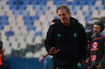 Mario Salas es sondeado desde Perú para dirigir en la Copa Libertadores