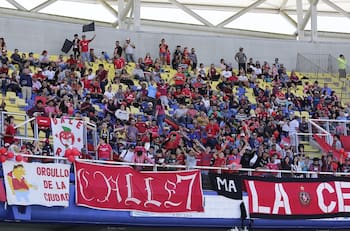 Hasta dos años sin ir al fútbol: las duras sanciones para quienes no usen mascarilla en los estadios
