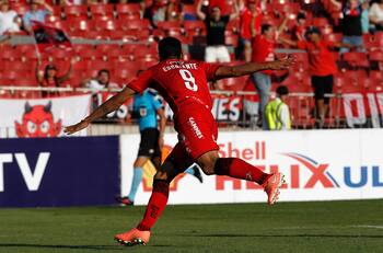 Primera B: Ñublense desaprovechó la oportunidad de estirar su ventaja en el liderato y Santa Cruz sigue colista