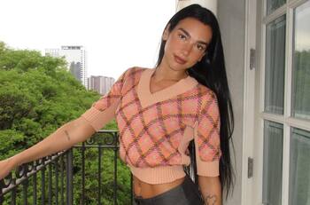 Dua Lipa terminó con los rumores y contó detalles de su vida amorosa