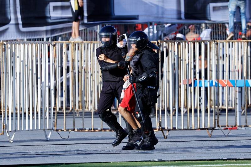detenido en la Supercopa.