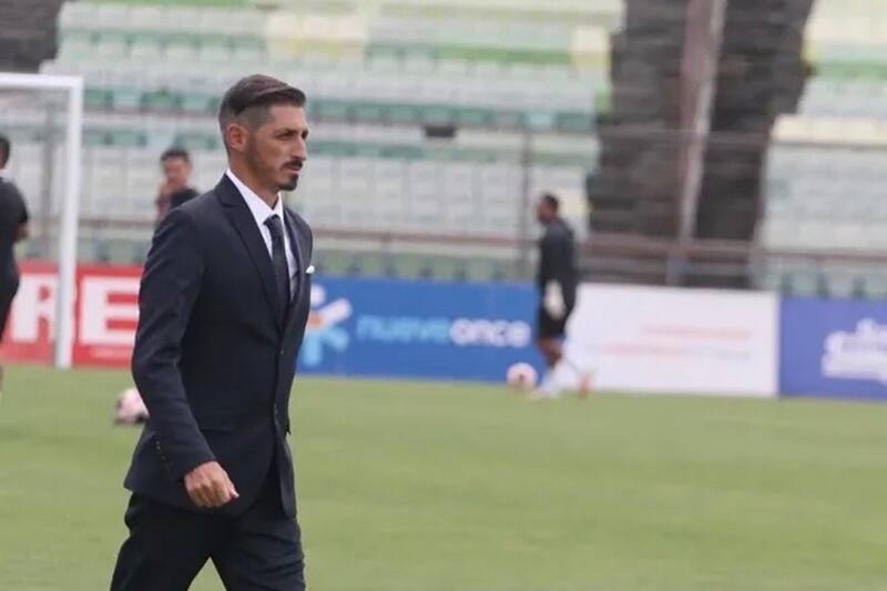 El DT italiano se interesa en Chile