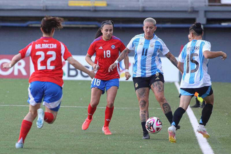 cayó inapelablemente con Argentina en el Bicentenario de La Florida. Foto: Comunicaciones/FFCh