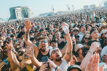 ¿Toparon tus artistas favoritos? Revisa los horarios y escenarios de Lollapalooza Chile 2025