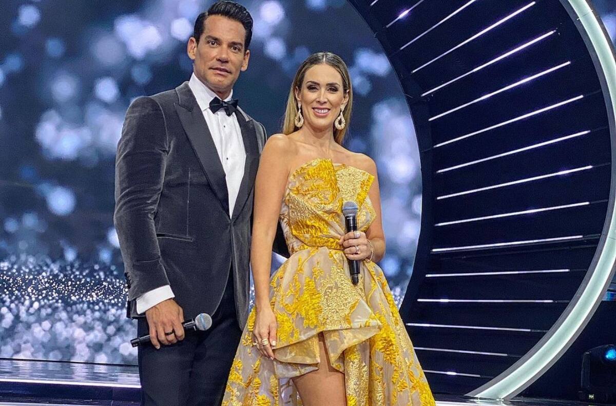 “Qué orgullo más grande”: Angélica Castro mostró su emoción al ver a su esposo, Cristián de la Fuente, animando el Miss Universo 2021