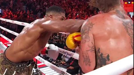 VIDEO | ¡Lo mandó al hospital! Así fue el espectacular nocaut de Anthony Joshua a Jake Paul