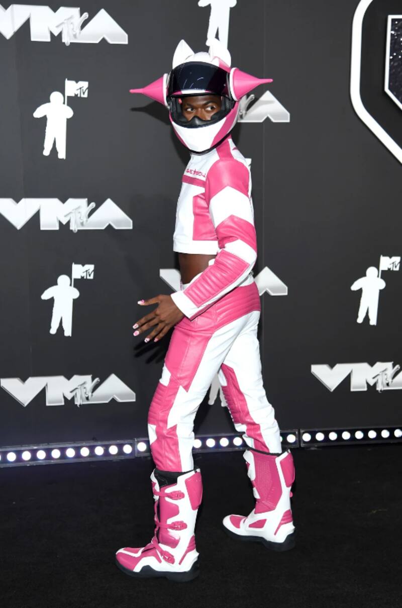 Lil Nas X en los VMA's.
