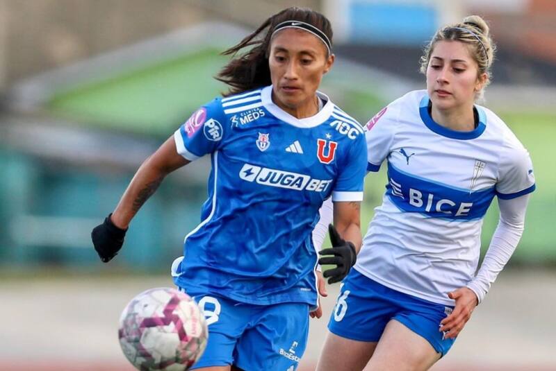 Clásico Universitario entre la U y la UC tuvo un álgido momento. Foto: @udechile.