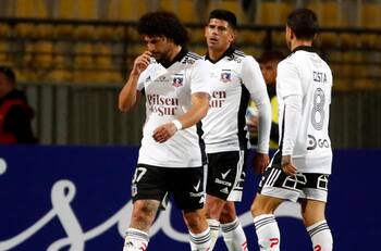 ¿Se complica su fichaje? Futbolista que pretende Colo Colo fue galardonado como el mejor jugador extranjero de su liga