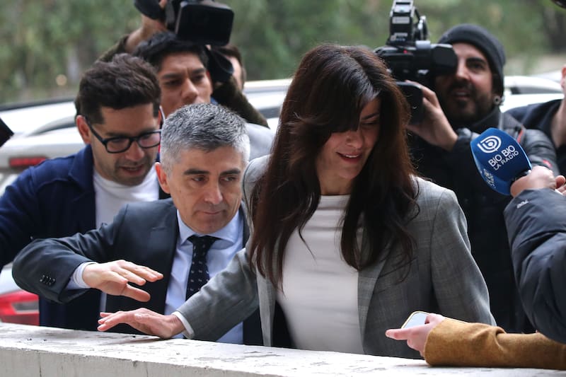 Santiago, 9 septiembre 2024.
La animadora Tonka Tomicic llega hasta la fiscalía oriente para declarar marco del caso Audios.
Javier Salvo/Aton Chile