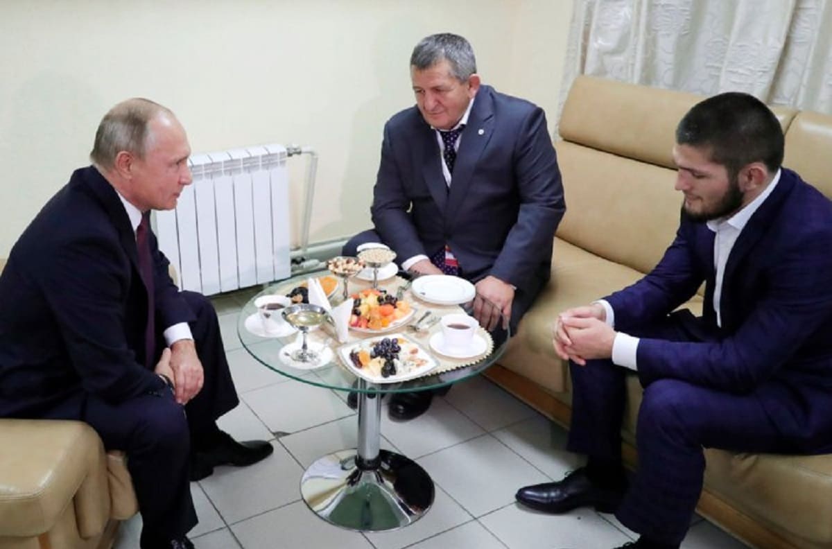 Khabib Nurmagomedov recibió apoyo de Vladirmir Putin tras agravamiento de su padre
