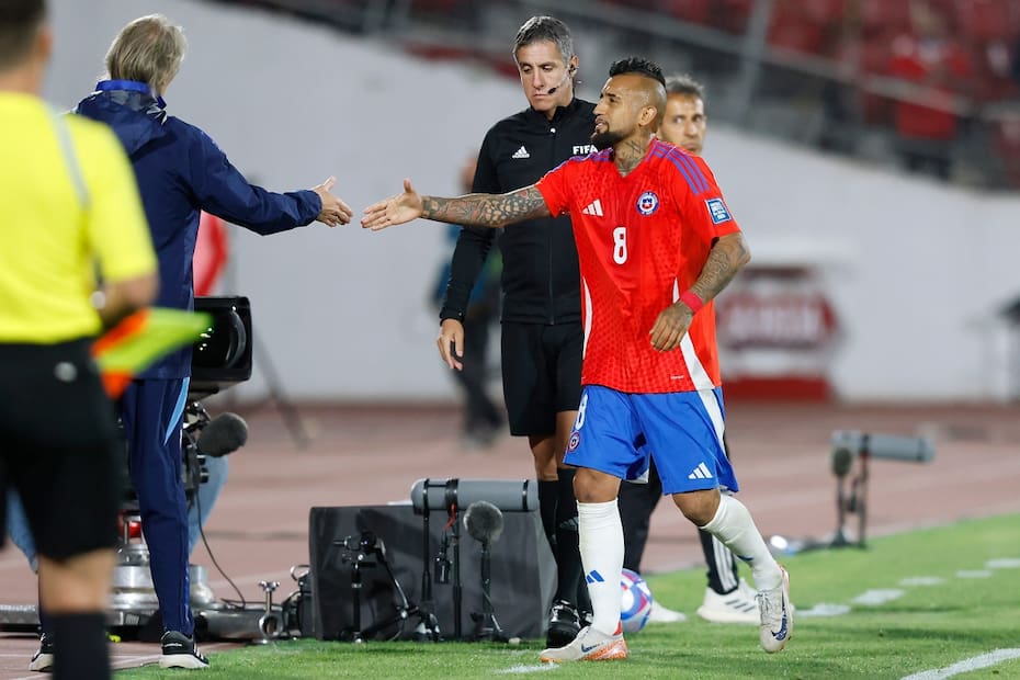 Arturo Vidal y Ricardo Gareca. Foto: Aton.