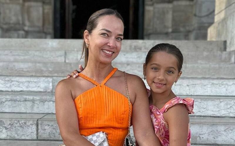 La presentadora de televisión y su hija de viaje por Europa
