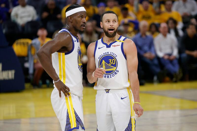 ¿Cuántos partidos se perderá Stephen Curry?. EFE